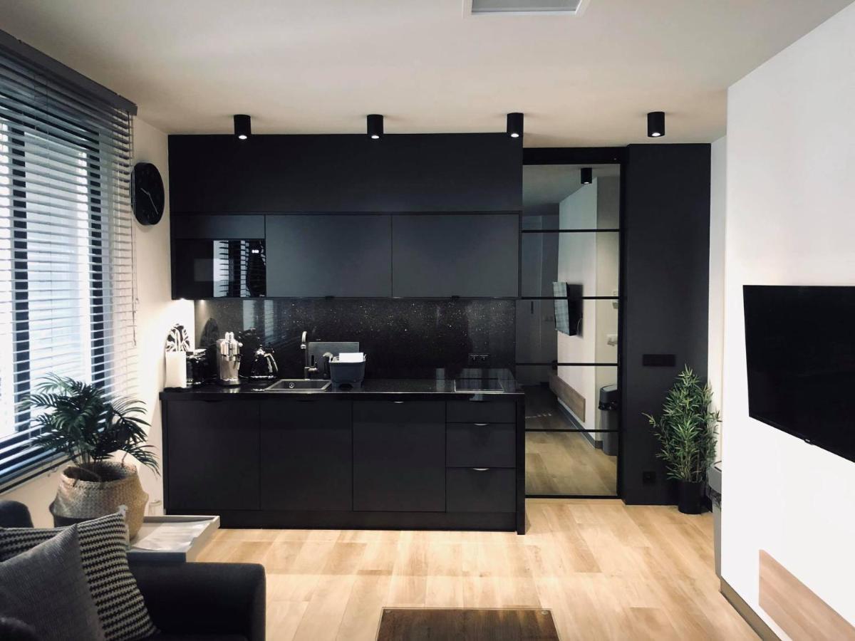 Jacuzzi Apartments Krakow Luaran gambar