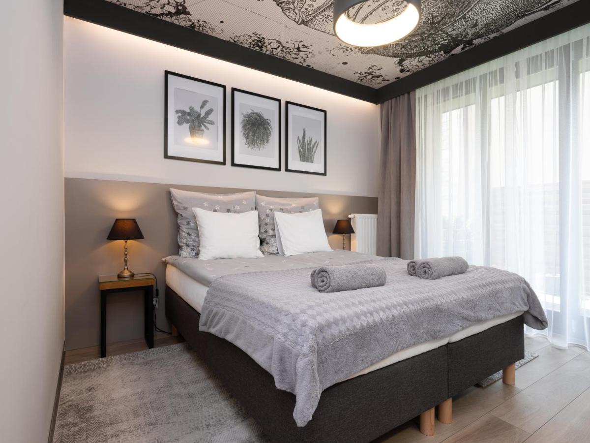 Jacuzzi Apartments Krakow Luaran gambar