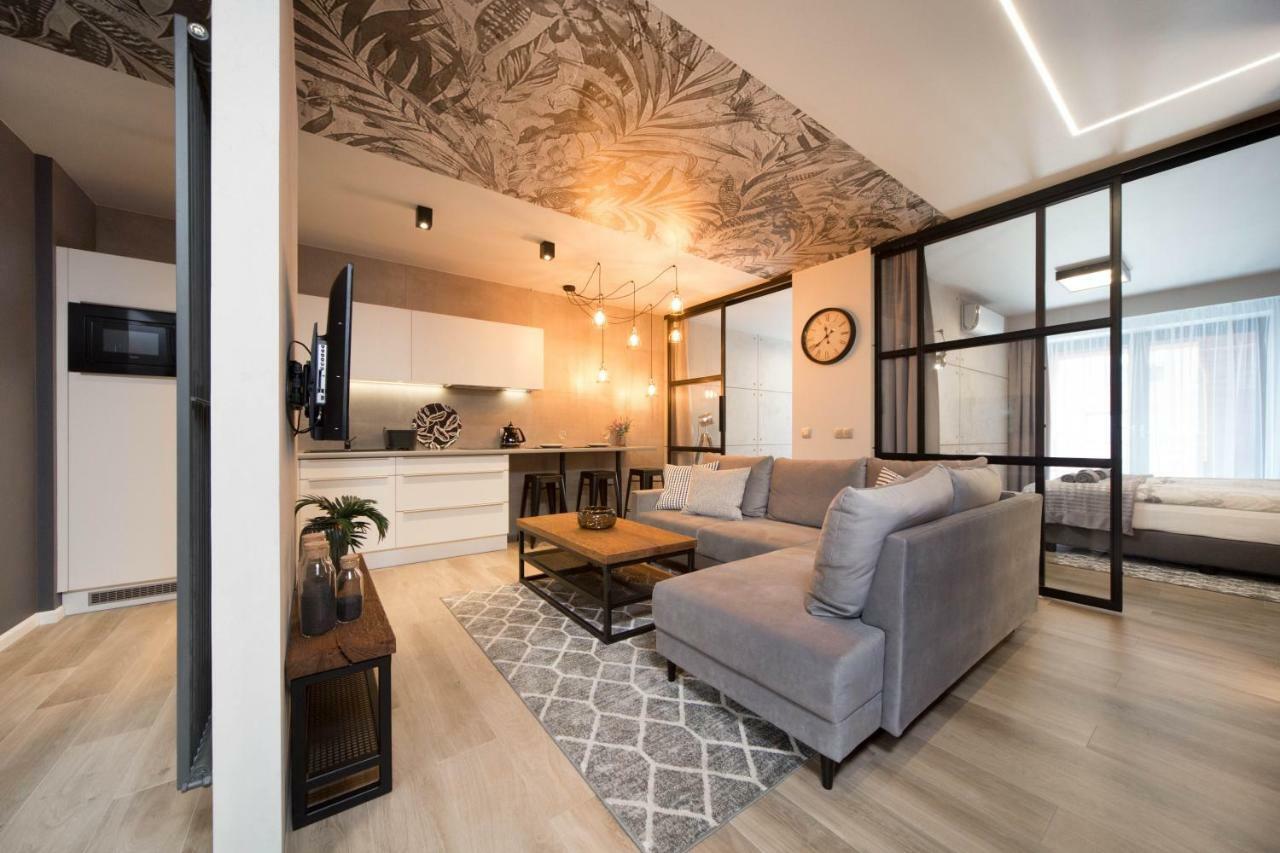 Jacuzzi Apartments Krakow Luaran gambar