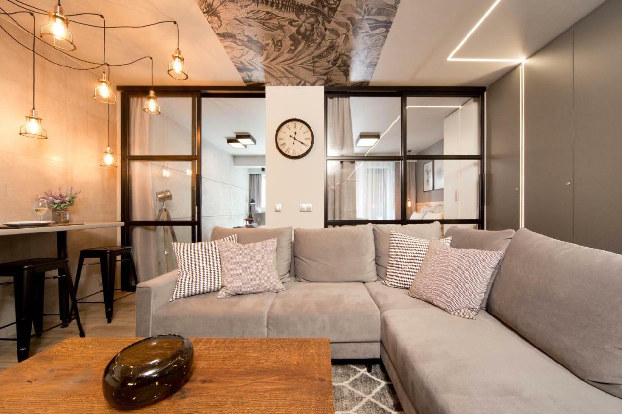 Jacuzzi Apartments Krakow Luaran gambar